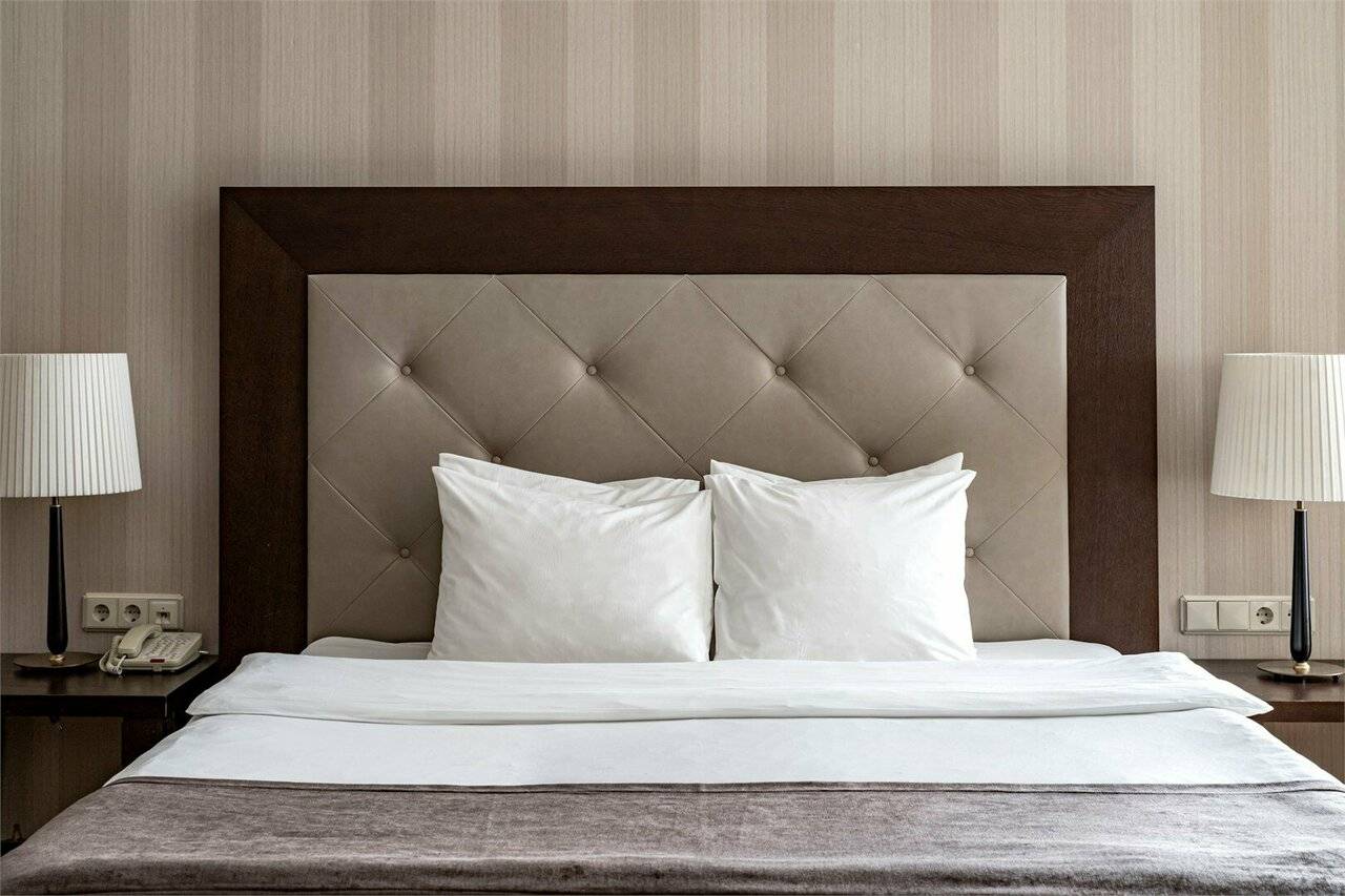 Фотографии номера Представительский номер с одной большой или двумя раздельными кроватями в Гостинице Петро Палас Санкт-Петербург